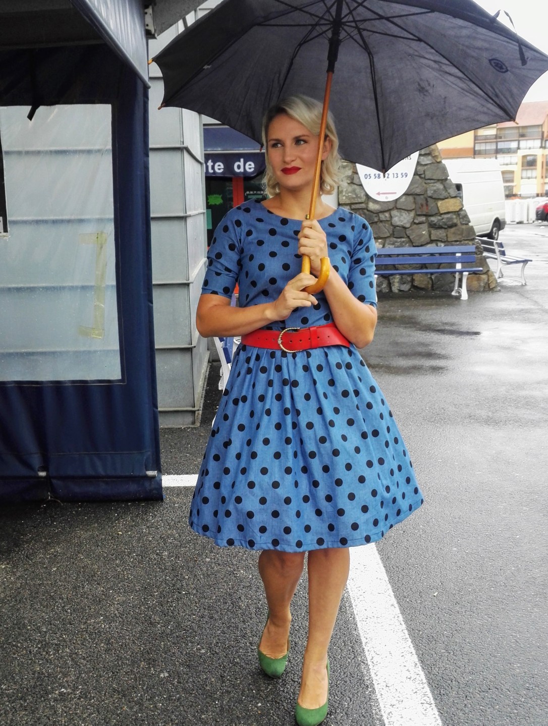 50's style polka dot dress with red accessories